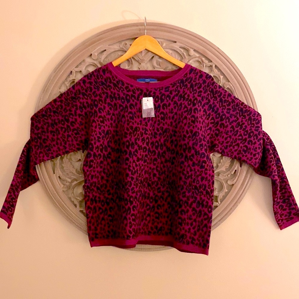NWT Apt9 Black/pink Animal Print Sweater Size Small